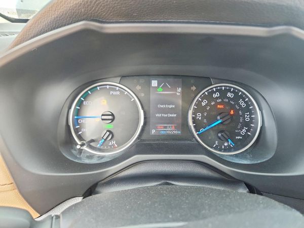 2022 TOYOTA RAV4 LE