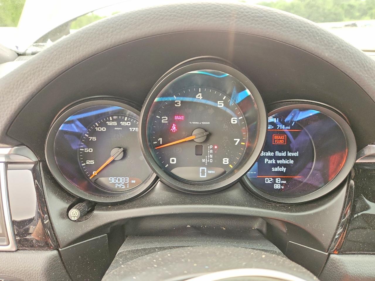 2018 PORSCHE MACAN