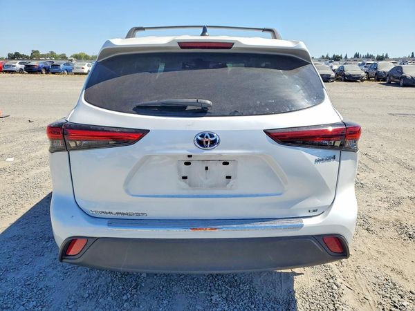 2023 TOYOTA HIGHLANDER LE