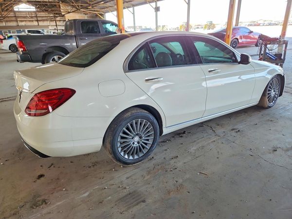 2015 MERCEDES-BENZ C