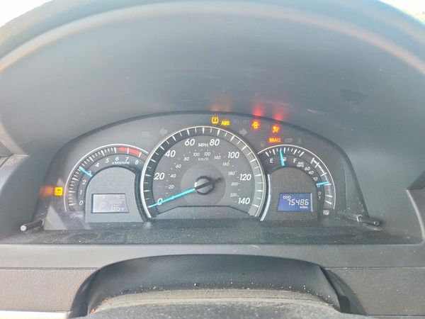 2014 TOYOTA CAMRY