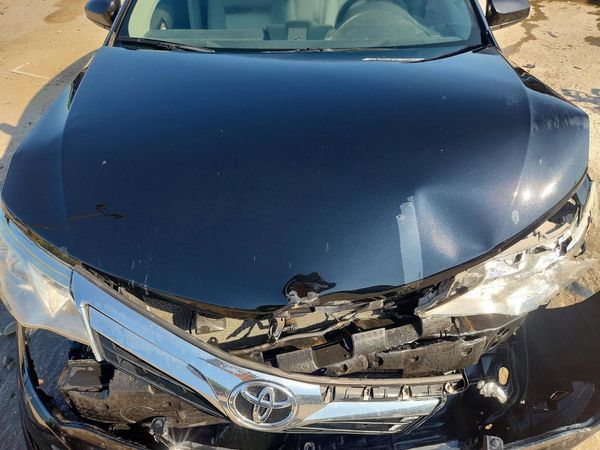 2014 TOYOTA CAMRY