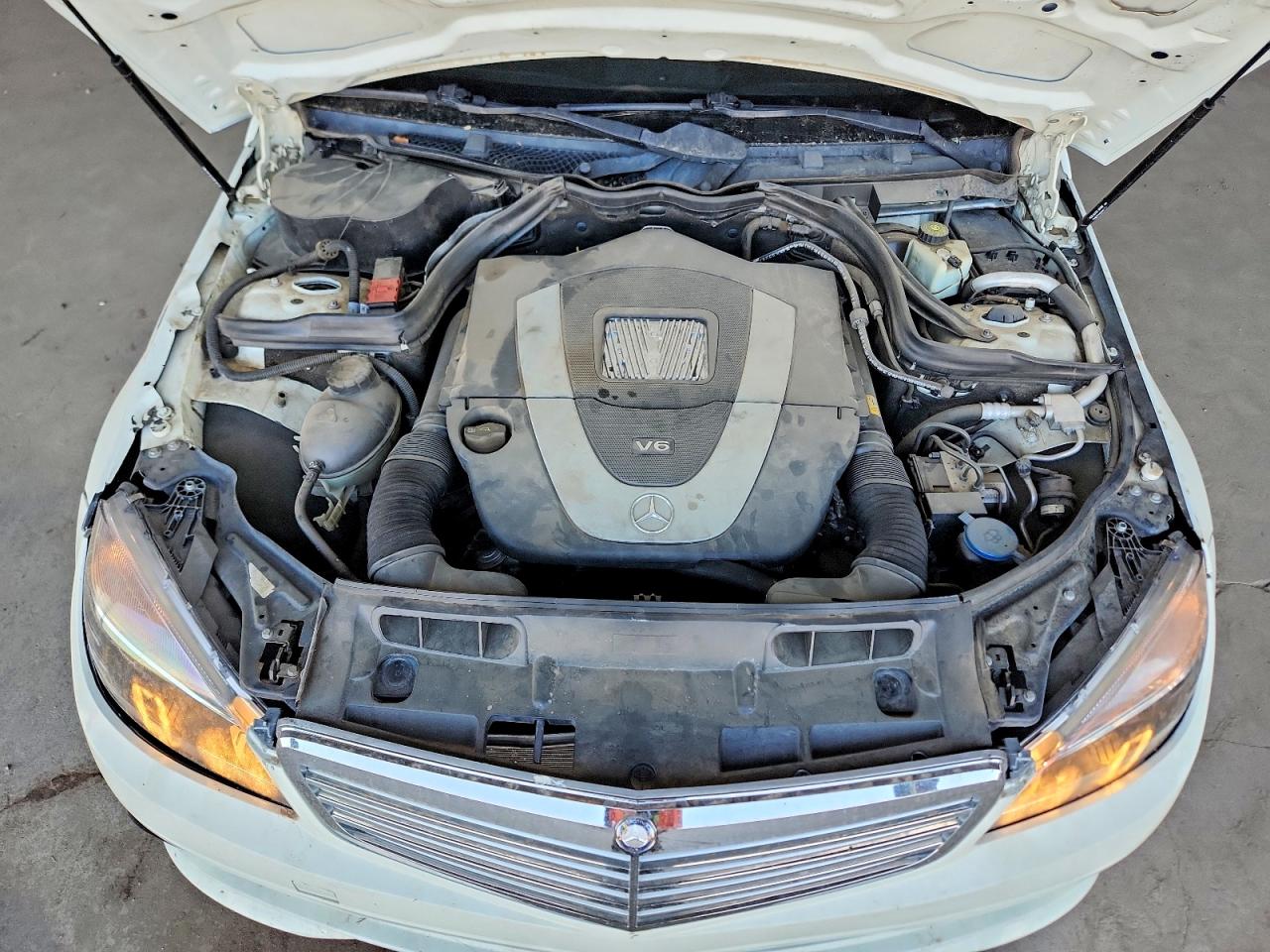 2011 MERCEDES-BENZ C C300