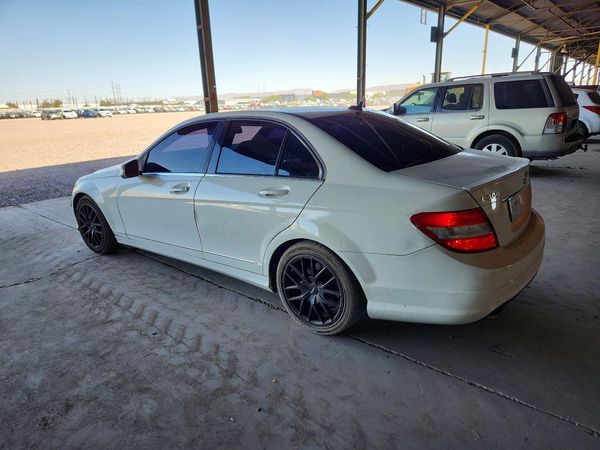 2011 MERCEDES-BENZ C C300