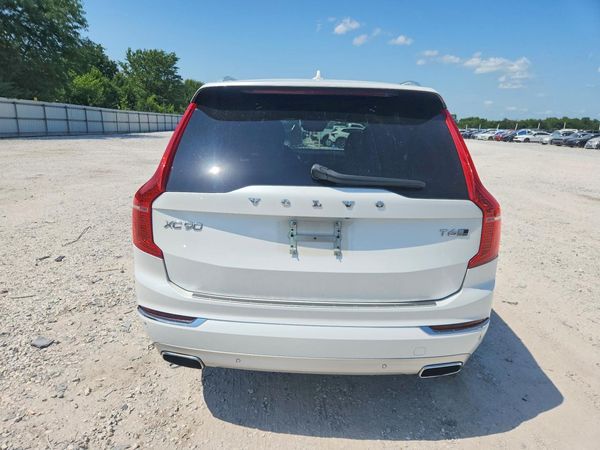 2019 VOLVO XC90 Inscription