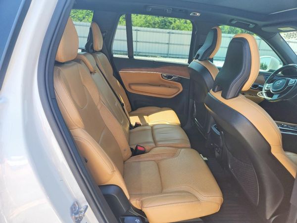 2019 VOLVO XC90 Inscription