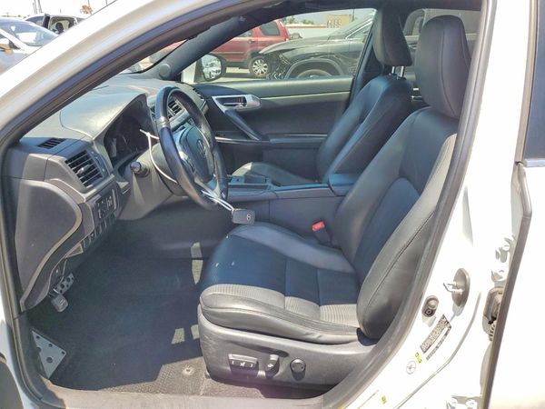 2012 LEXUS CT 200h