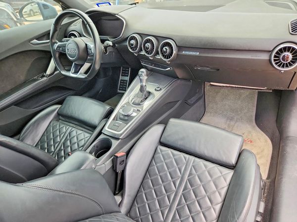 2017 AUDI TT
