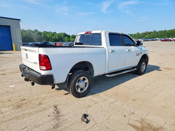 2013 RAM 2500 SLT CREW CAB 4X4