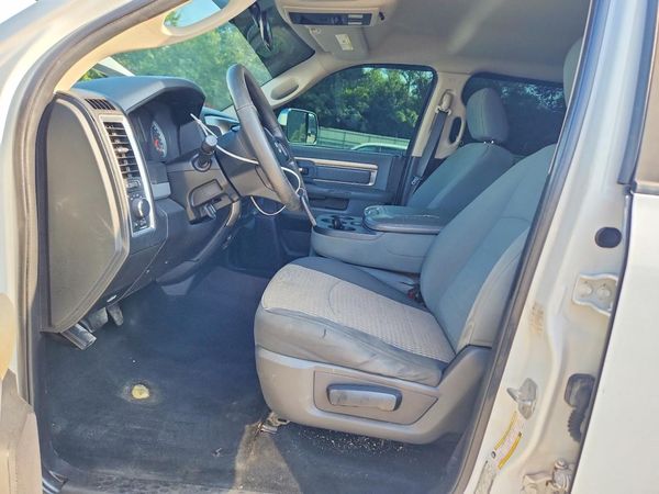 2013 RAM 2500 SLT CREW CAB 4X4