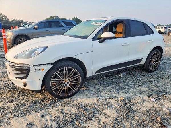 2017 PORSCHE MACAN