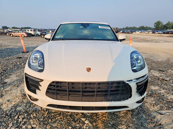 2017 PORSCHE MACAN