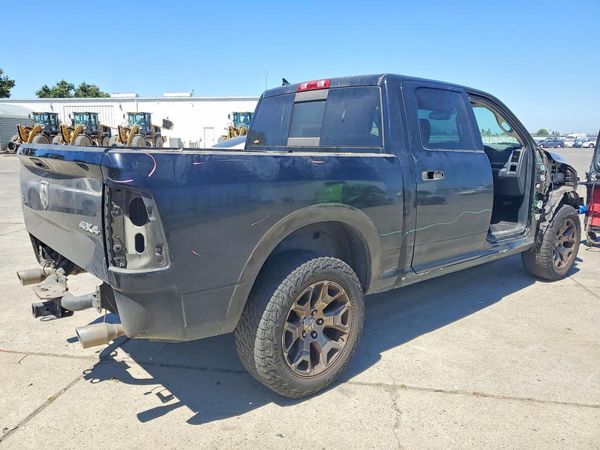 2019 RAM 1500 CLASSIC Laramie