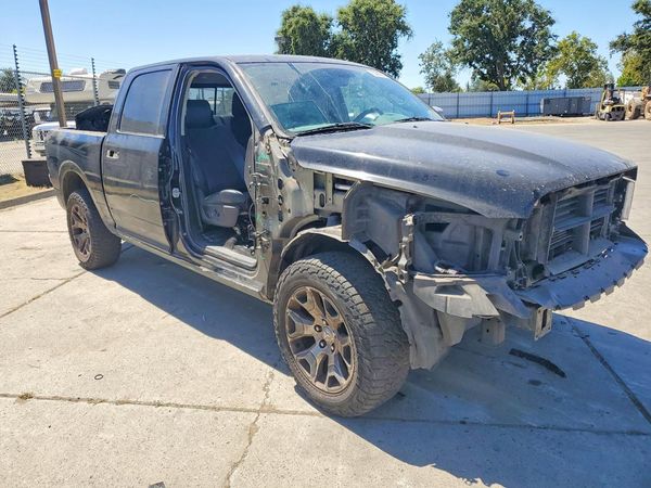 2019 RAM 1500 CLASSIC Laramie