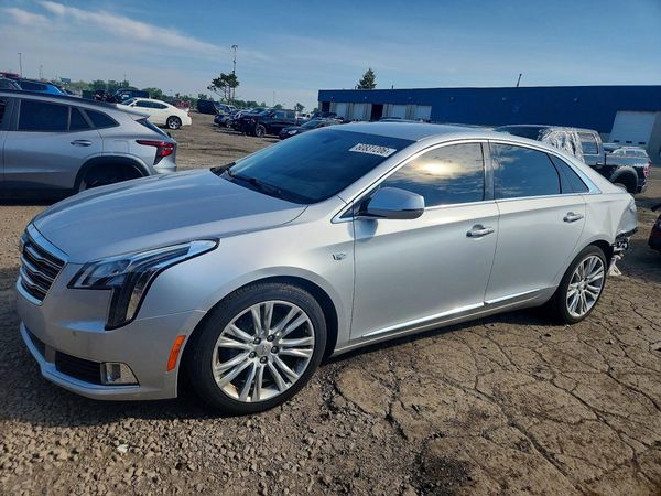 2019 CADILLAC XTS Luxury