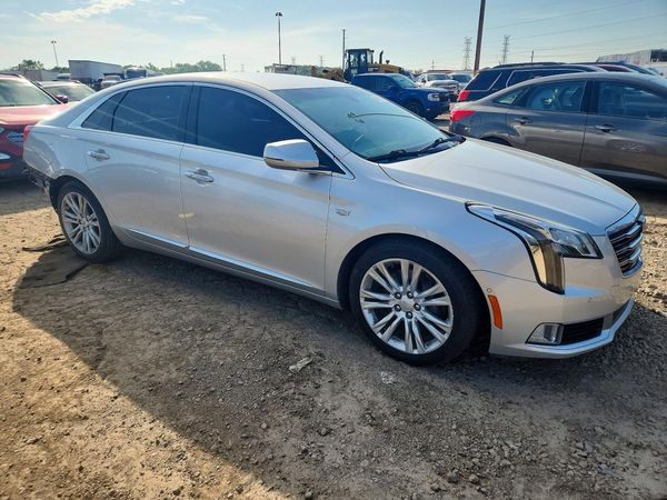 2019 CADILLAC XTS Luxury