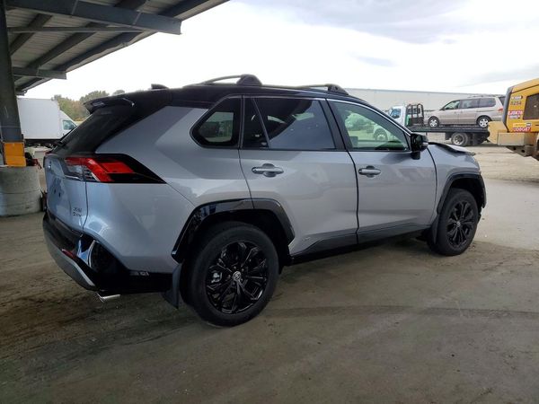 2025 TOYOTA RAV4 XSE
