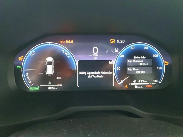 2025 TOYOTA RAV4 XSE