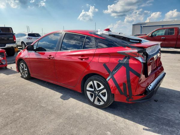 2018 TOYOTA PRIUS