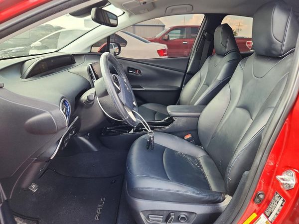 2018 TOYOTA PRIUS