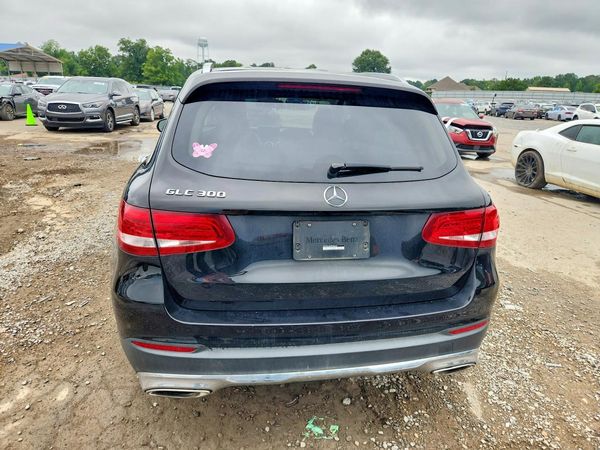 2017 MERCEDES-BENZ GLC GLC300