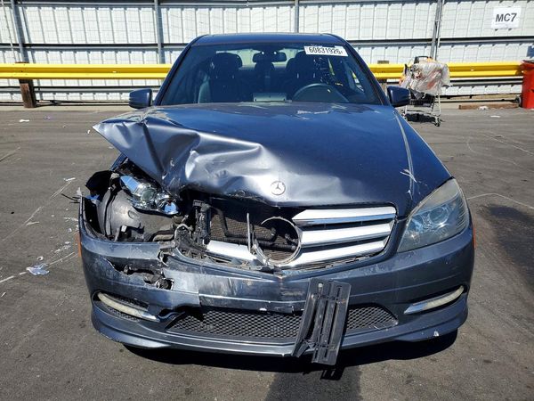 2011 MERCEDES-BENZ C
