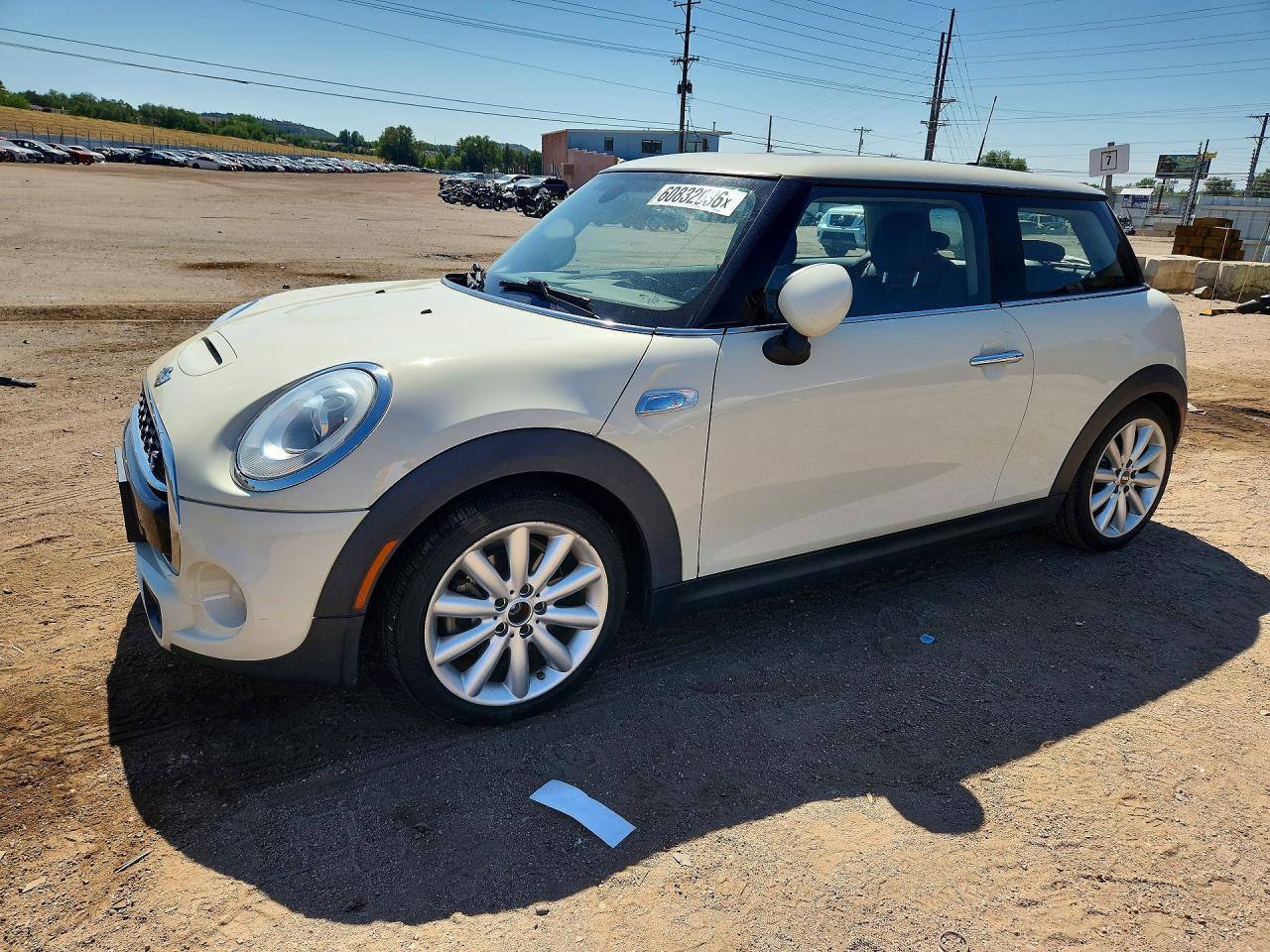 2015 MINI COOPER