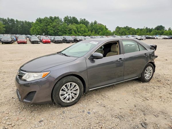 2013 TOYOTA CAMRY