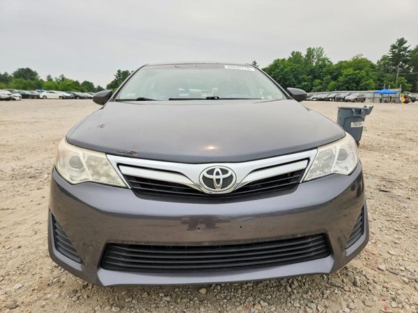 2013 TOYOTA CAMRY