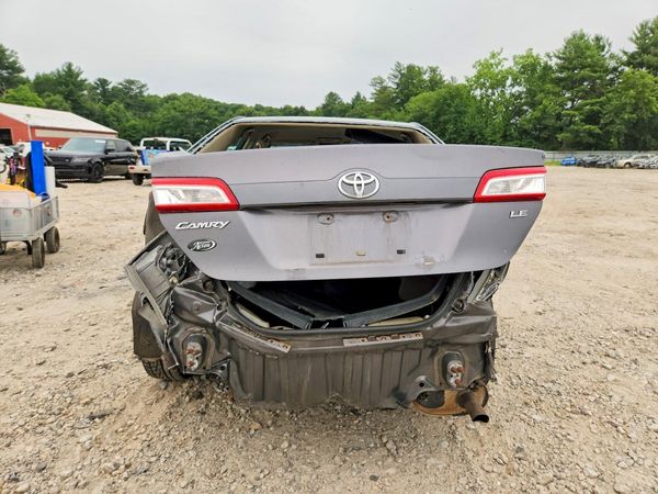 2013 TOYOTA CAMRY