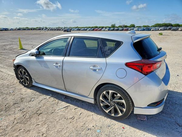 2018 TOYOTA COROLLA