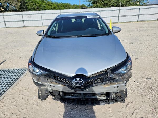 2018 TOYOTA COROLLA