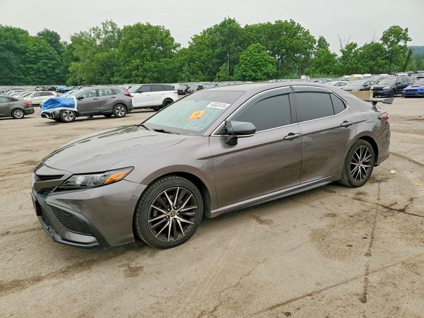 2022 TOYOTA CAMRY
