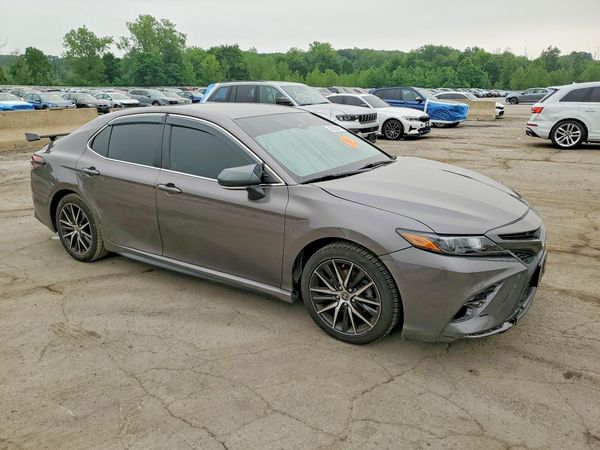2022 TOYOTA CAMRY
