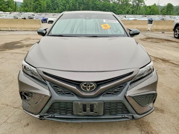 2022 TOYOTA CAMRY