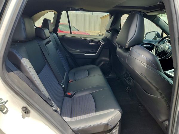 2021 TOYOTA RAV4 XSE HV