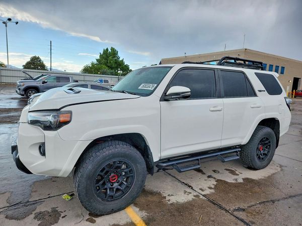 2023 TOYOTA 4RUNNER