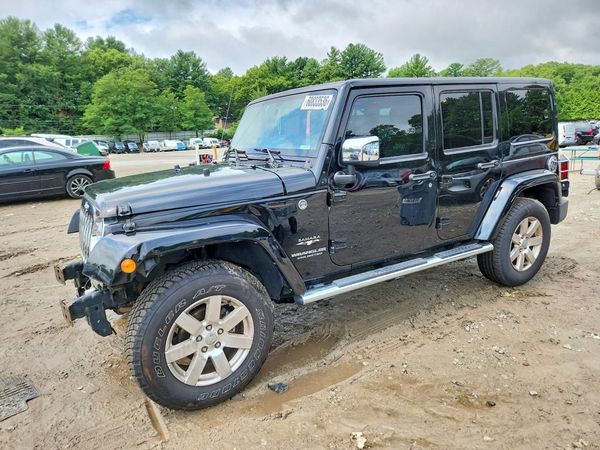 2017 JEEP WRANGLER UNLIMITED SAHARA 4X4