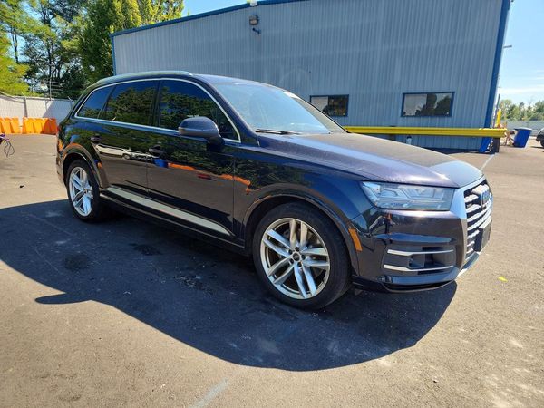2017 AUDI Q7 quattro Prestige