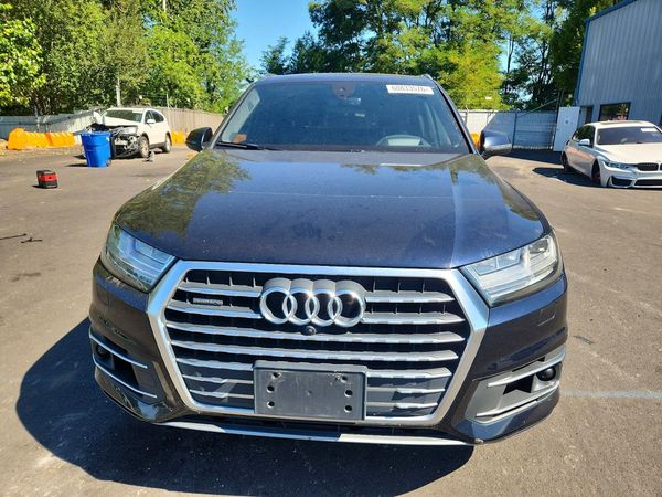 2017 AUDI Q7 quattro Prestige