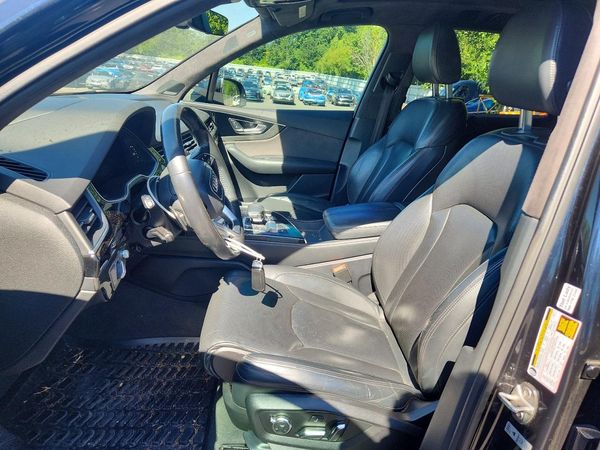 2017 AUDI Q7 quattro Prestige