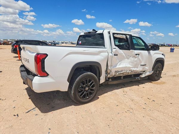 2026 TOYOTA TUNDRA