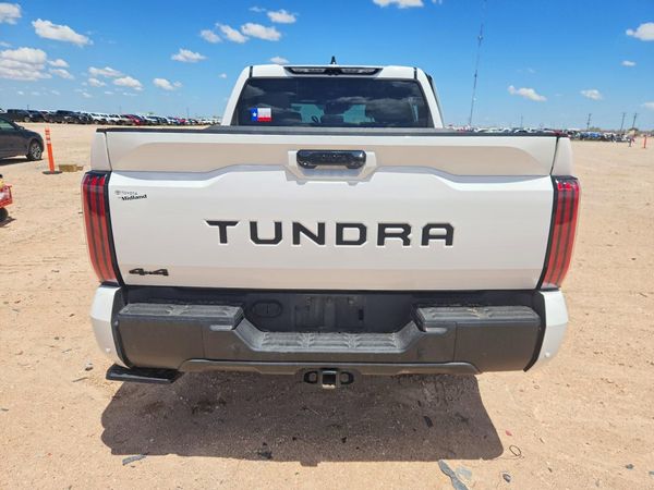 2026 TOYOTA TUNDRA