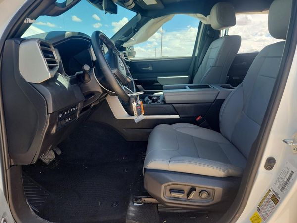 2026 TOYOTA TUNDRA