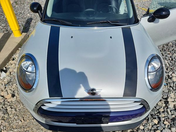 2015 MINI COOPER
