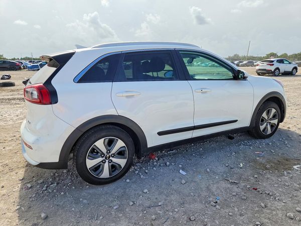 2018 KIA NIRO