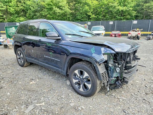2022 JEEP GRAND CHEROKEE
