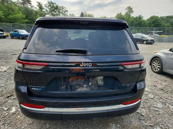 2022 JEEP GRAND CHEROKEE
