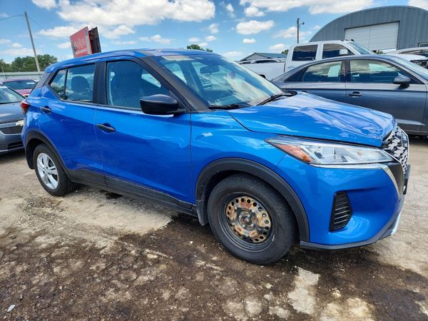 2021 NISSAN KICKS S