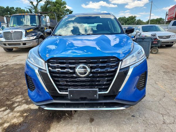 2021 NISSAN KICKS S